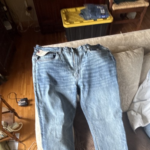 Men blue light wash - men's,